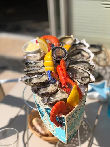 Terrasse du restaurant Lyõde face à la Méditerranée, Menton